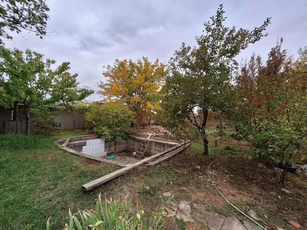 Участок в Крым, Сакский район, с. Уютное, Прибой СПК ул. Вишневая, 30 ... - Фото 1