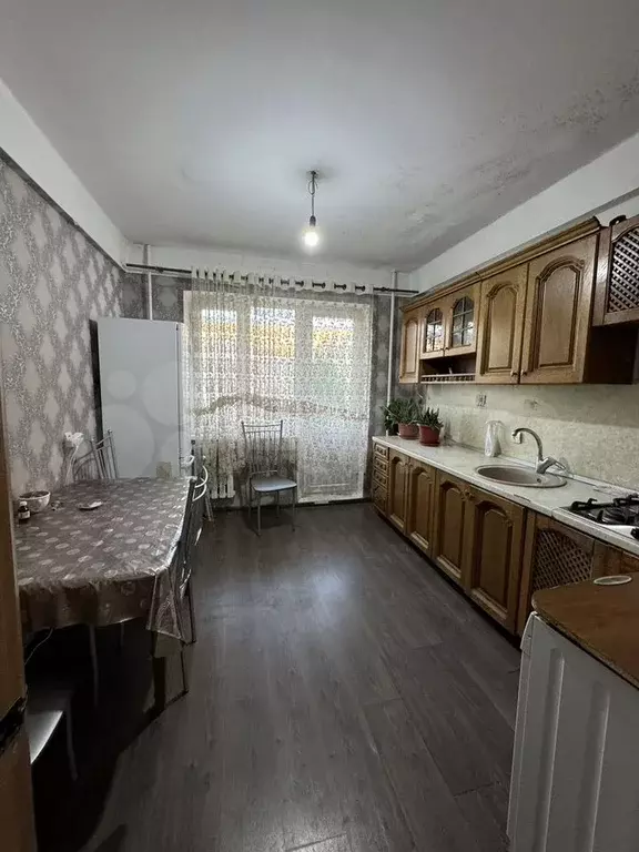 4-к. квартира, 100 м, 6/10 эт. - Фото 0