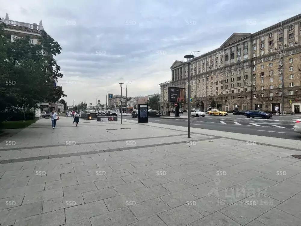 Торговая площадь в Москва Новинский бул., 15 (467 м) - Фото 2