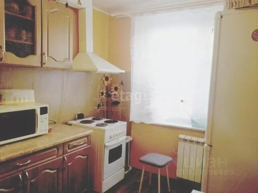 3-к кв. Тюменская область, Тюмень ул. Монтажников, 17 (50.8 м) - Фото 1