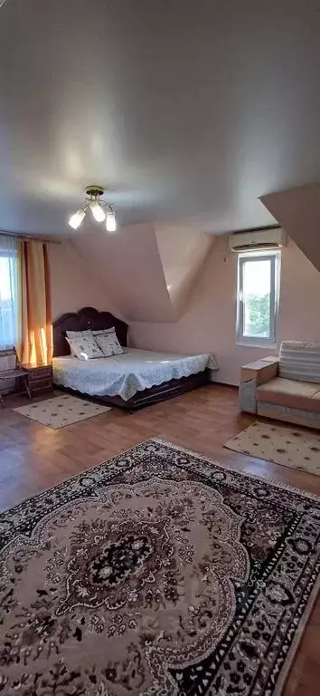Комната Крым, Сакский район, Новофедоровка пгт ул. Ореховая, 172 - Фото 1