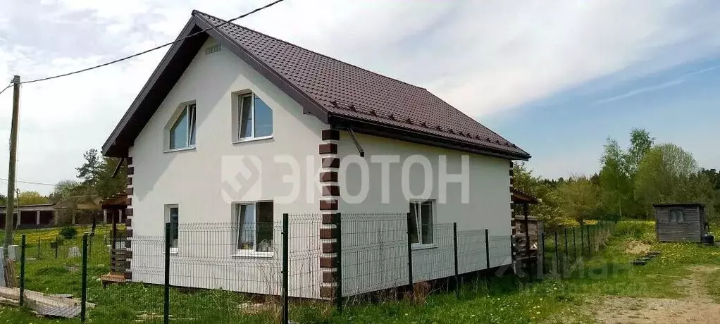 Дом в Ленинградская область, Гатчинский муниципальный округ, д. Вытти ... - Фото 1