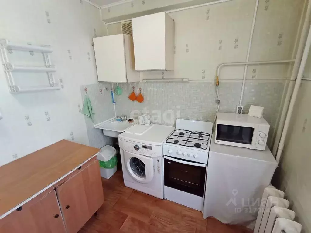 2-к кв. Свердловская область, Екатеринбург ул. Гражданская, 2 (43.0 м) - Фото 0