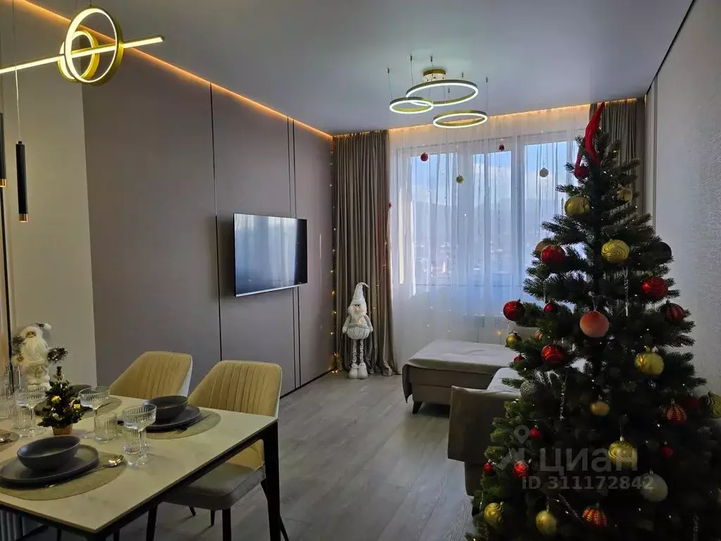 2-к кв. Сахалинская область, Южно-Сахалинск ул. Ленина, 563к5 (50.0 м) - Фото 1