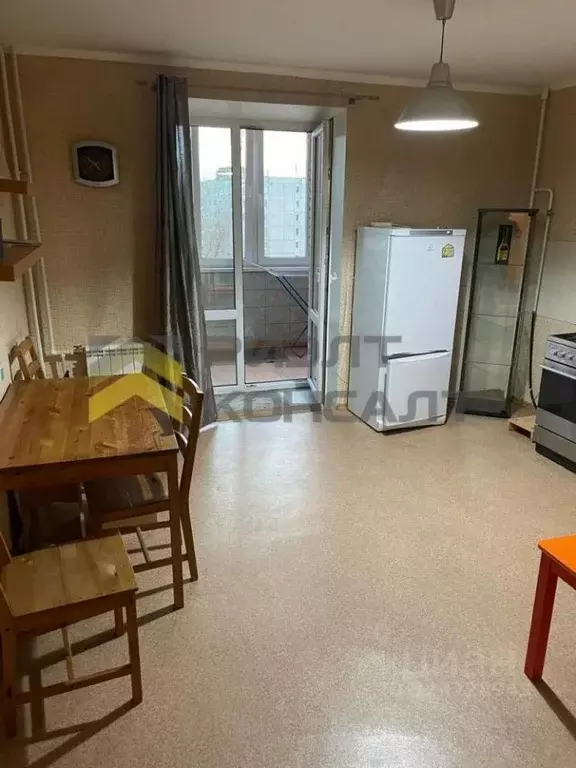 3-к кв. Омская область, Омск ул. Малиновского, 17к1 (92.5 м) - Фото 1