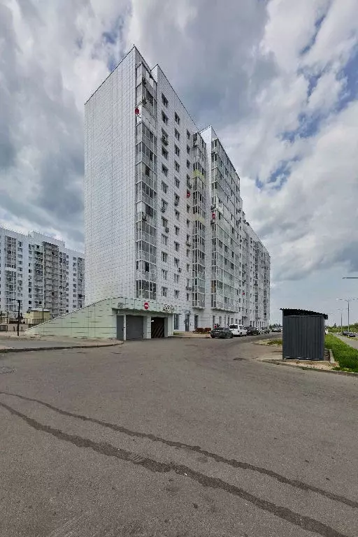 Продается 4-комнатная квартира - Фото 0