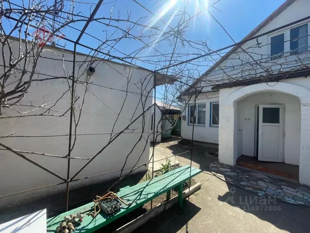 Дом в Крым, Сакский район, с. Штормовое  (124 м) - Фото 2