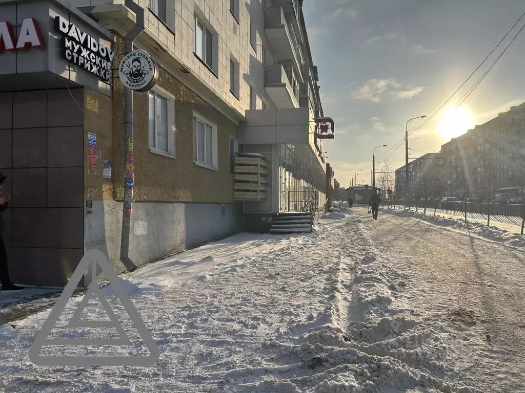 Помещение свободного назначения в Татарстан, Казань ул. Декабристов, ... - Фото 0