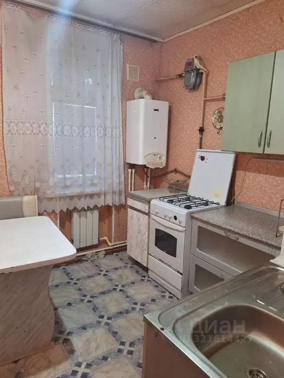 2-к кв. Астраханская область, Икрянинский район, Ильинка рп ул. ... - Фото 1