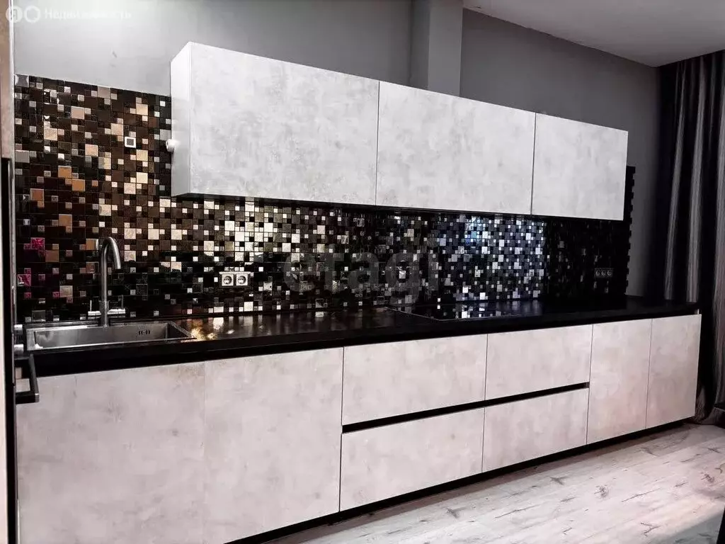 3-комнатная квартира: Ульяновск, улица Скочилова, 23 (74.6 м) - Фото 1