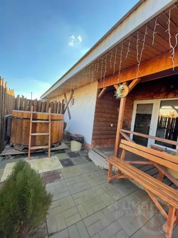 Дом в Крым, Сакский район, Суворовское с/пос, с. Лиманное ул. Южная, 5 ... - Фото 2