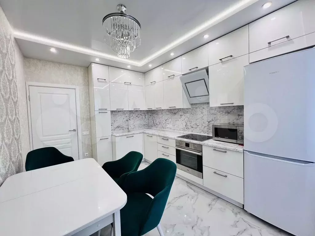 1-к. квартира, 40 м, 9/16 эт. - Фото 1