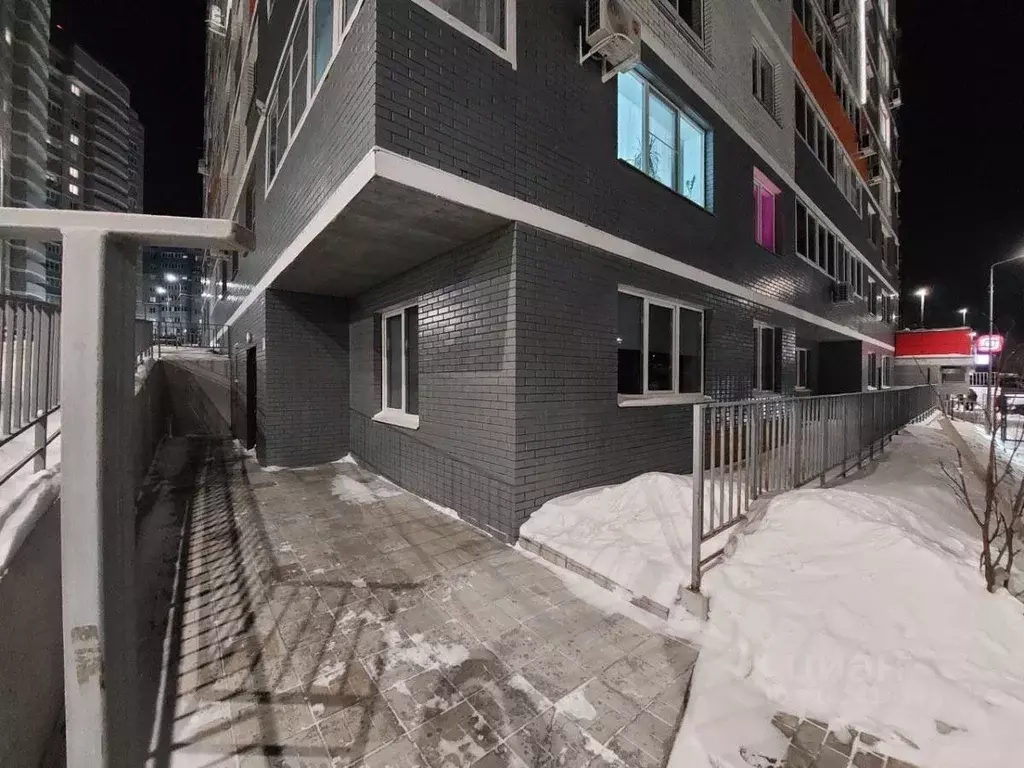 Офис в Удмуртия, Ижевск Камбарская ул., 5 (99 м) - Фото 1