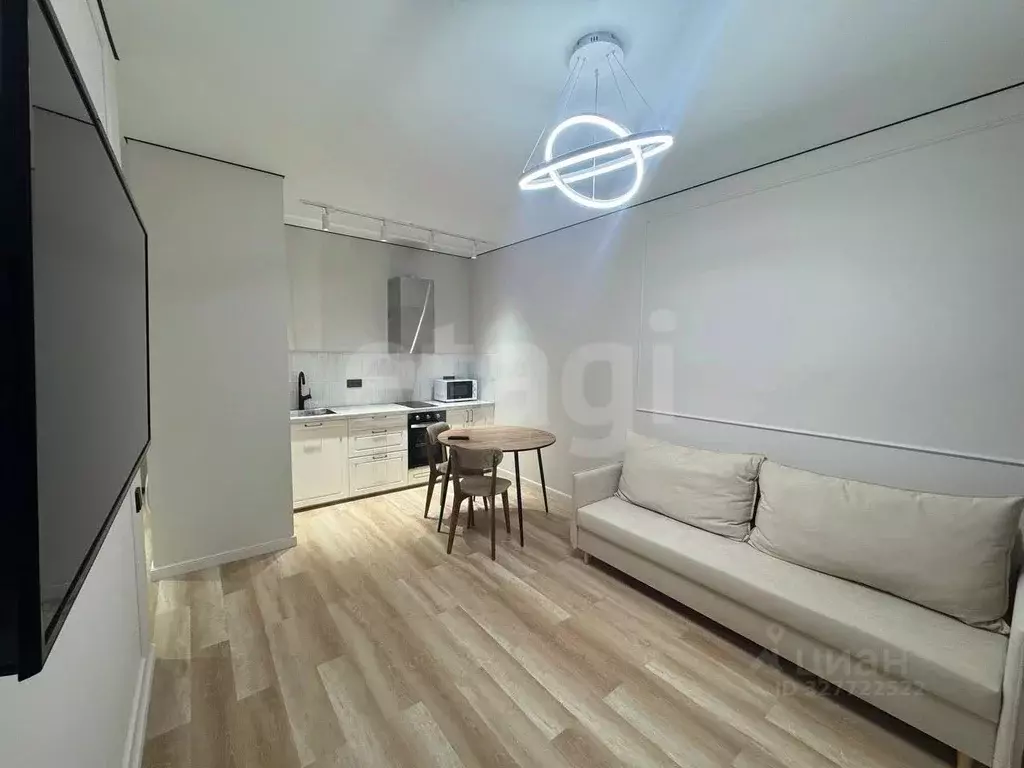 1-к кв. Тюменская область, Тюмень ул. Первооткрывателей, 9 (33.7 м) - Фото 2