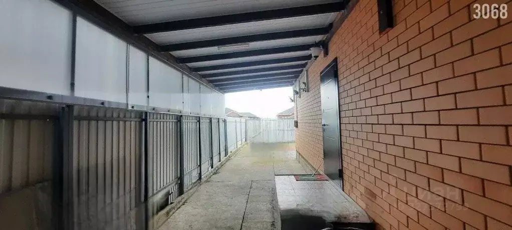 Дом в Краснодарский край, Динской район, Новотитаровская ст-ца ул. ... - Фото 2