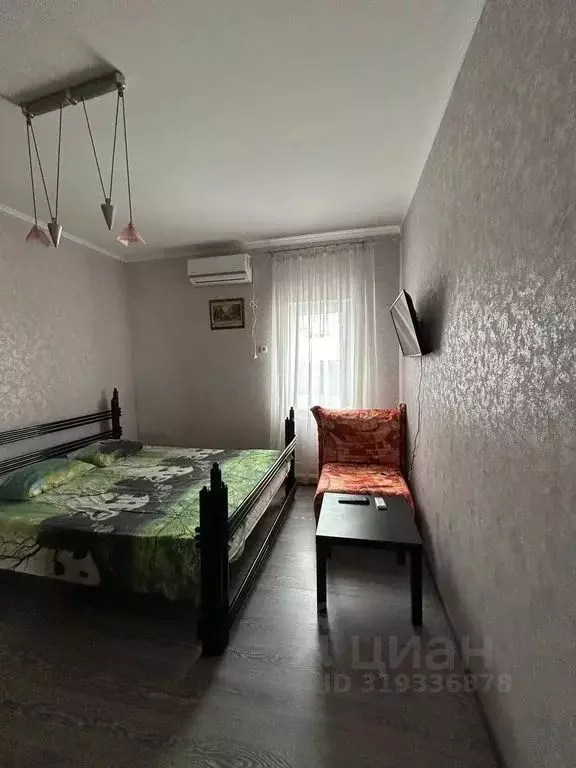 Комната Краснодарский край, Геленджик Восточный пер., 4 - Фото 1