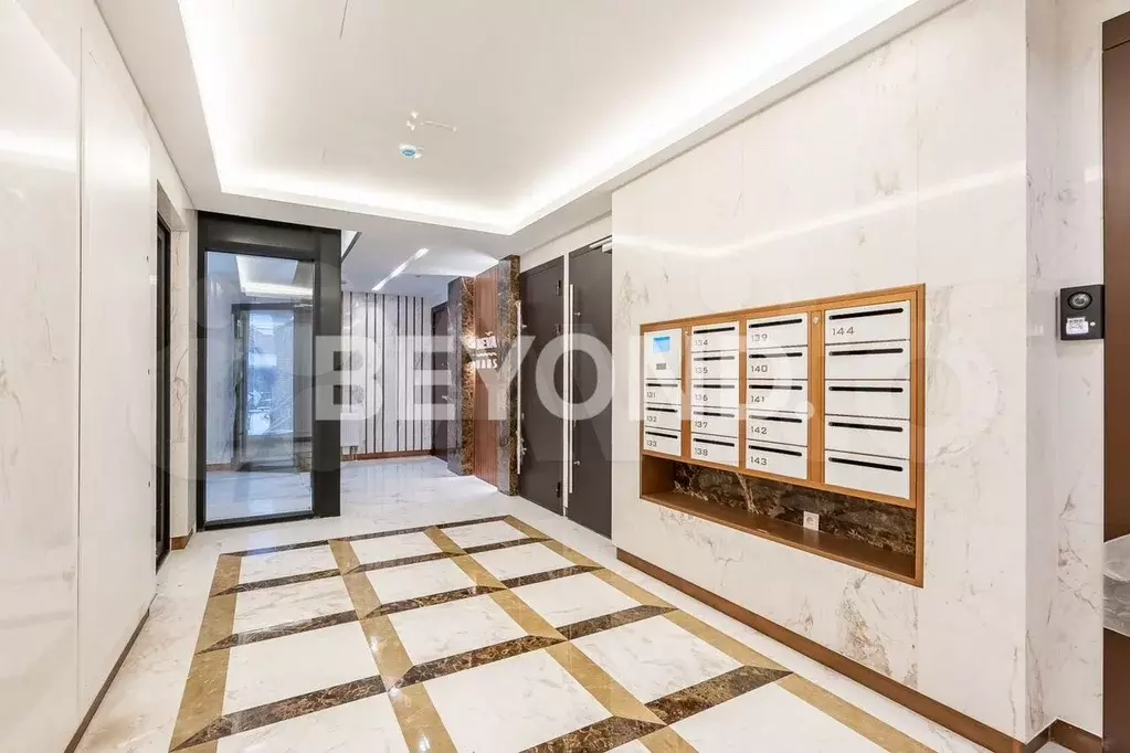 4-к. квартира, 172,1 м, 4/9 эт. - Фото 0