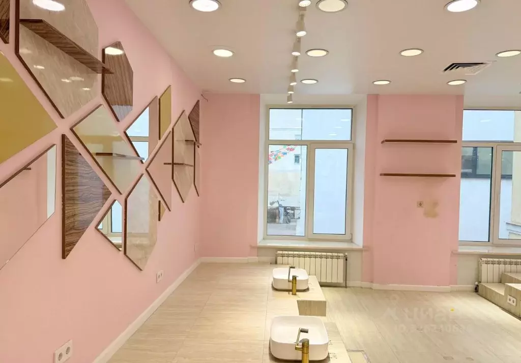 Помещение свободного назначения в Москва Каланчевский туп., 3-5С3 (327 ... - Фото 1