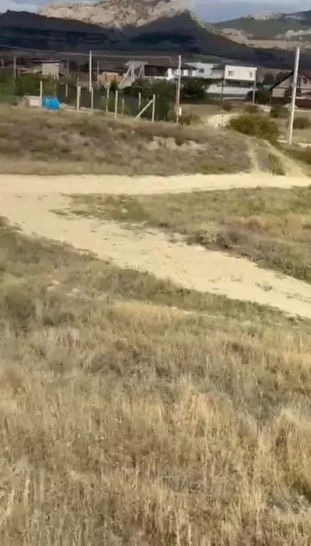 Участок в Крым, Судак муниципальный округ, с. Солнечная Долина ул. ... - Фото 1