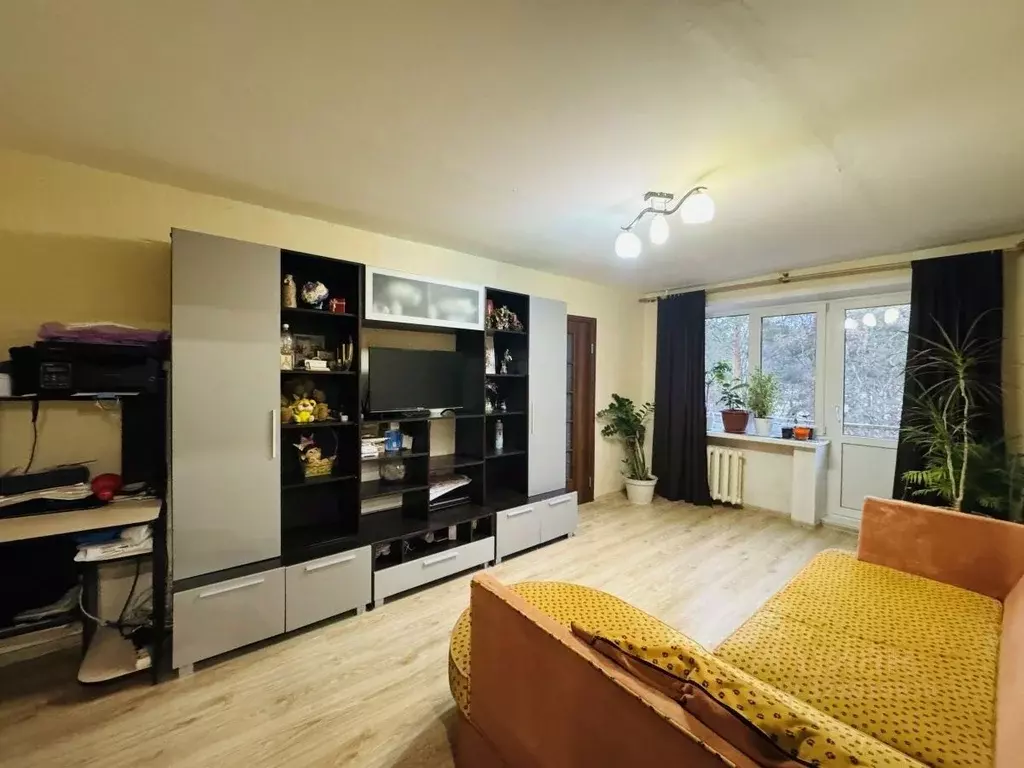 2-к кв. Пензенская область, Заречный Комсомольская ул., 24 (44.0 м) - Фото 1