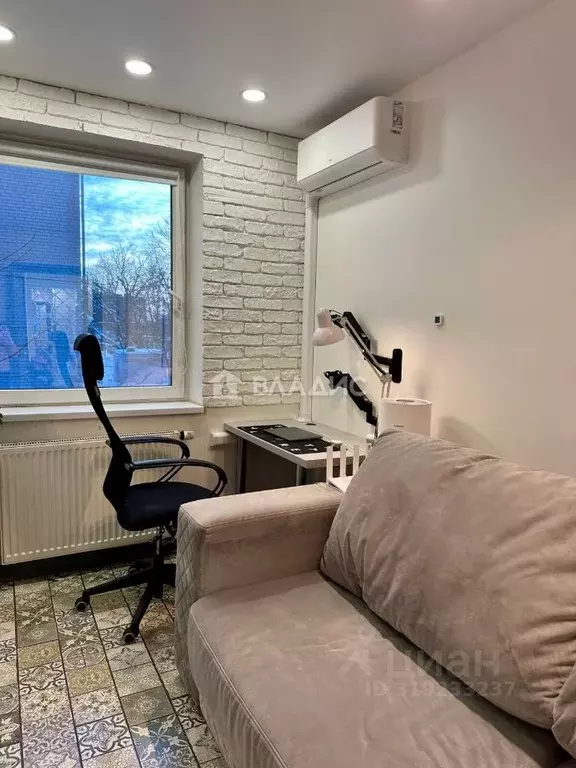 2-к кв. Калининградская область, Калининград Озерная ул., 18 (47.0 м) - Фото 0