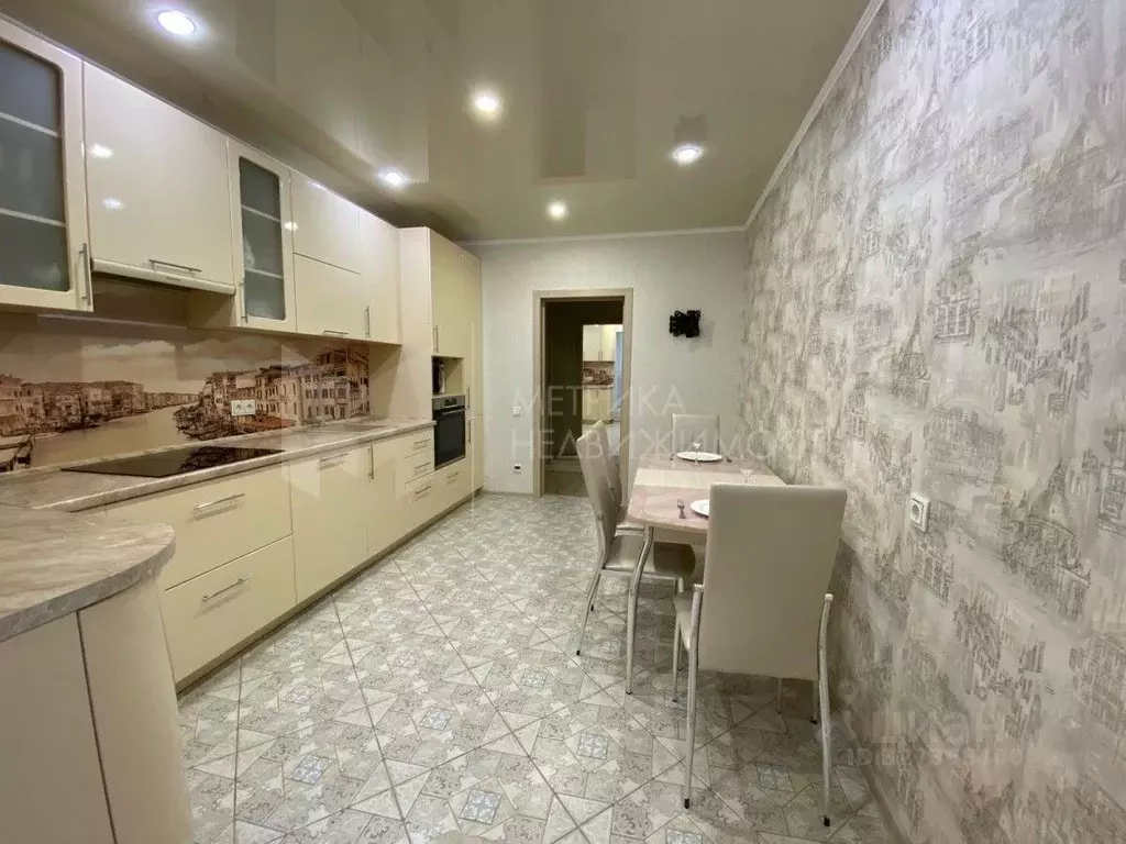 3-к кв. Тюменская область, Тюмень Ямская ул., 90 (91.0 м) - Фото 2