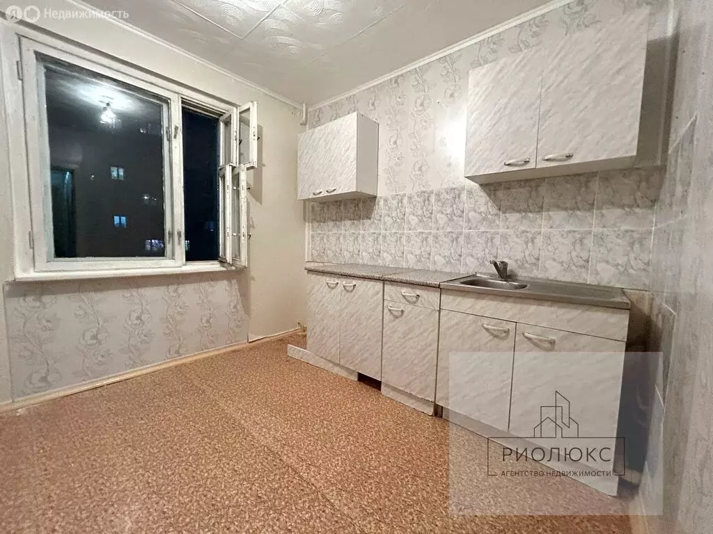 1-комнатная квартира: Челябинск, улица Салавата Юлаева, 13А (35.6 м) - Фото 0