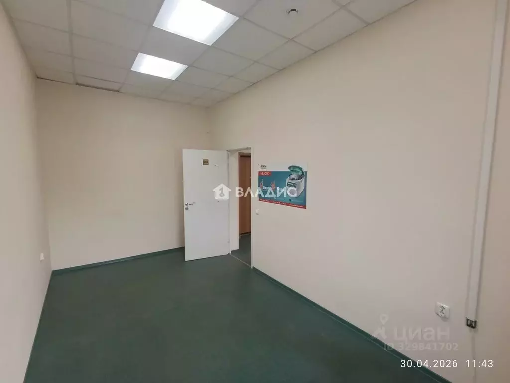 Офис в Коми, Сыктывкар Первомайская ул., 86/1 (17 м) - Фото 1