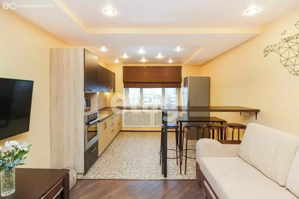 1-комнатная квартира: Тюмень, улица Николая Семёнова, 21к1 (43.7 м) - Фото 1