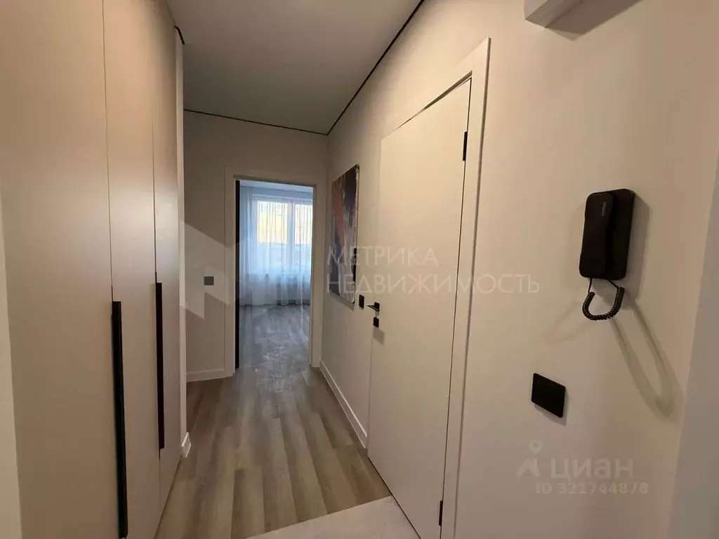 1-к кв. Тюменская область, Тюмень ул. Константина Посьета, 6 (38.0 м) - Фото 0
