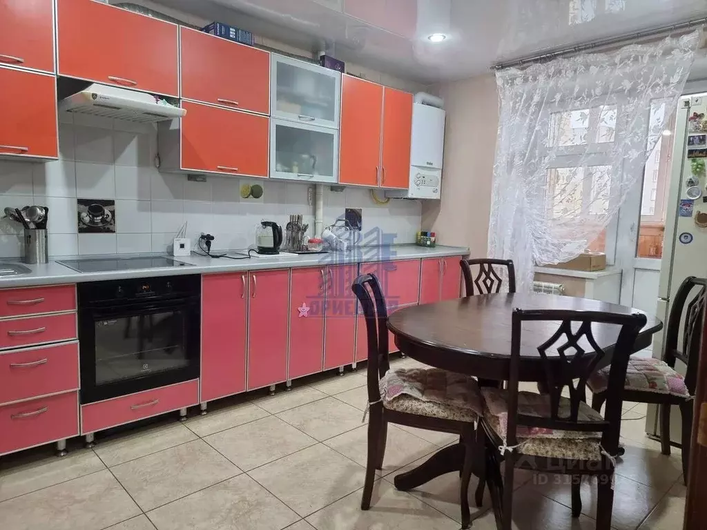 3-к кв. Чувашия, Чебоксары ул. Бориса Семеновича Маркова, 8к2 (92.0 м) - Фото 0