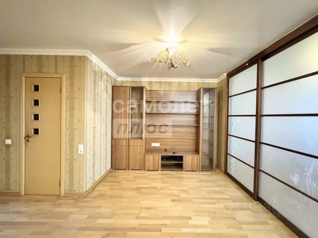 2-к кв. Брянская область, Брянск ул. Красный Маяк, 104 (58.9 м) - Фото 1