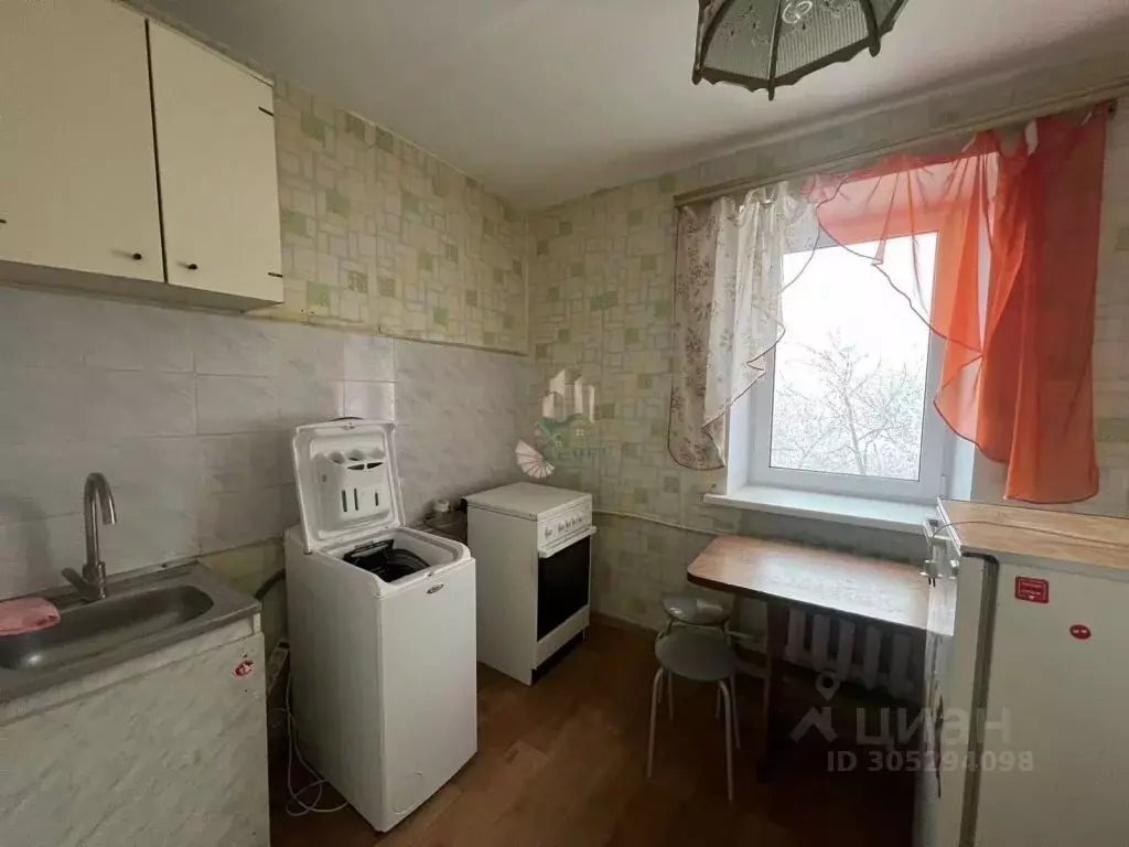 1-к кв. Саратовская область, Саратов ул. Имени З.А. Космодемьянской, ... - Фото 0