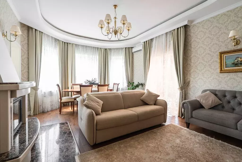 Дом в Москва с. Былово, КП Русская усадьба,  (400 м) - Фото 1