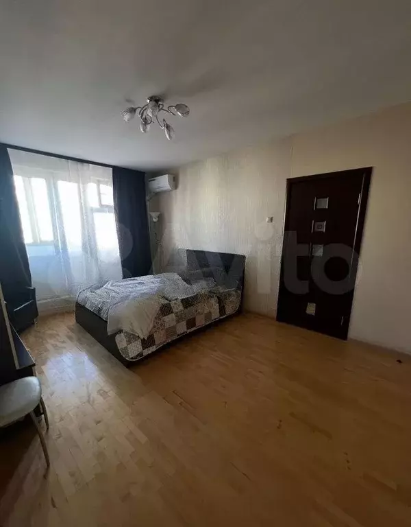 1-к. квартира, 38 м, 12/17 эт. - Фото 0