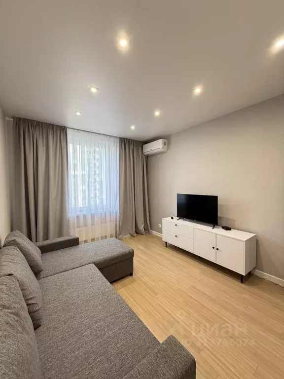 1-к кв. Татарстан, Казань ул. Мансура Хасанова, 13 (34.8 м) - Фото 0