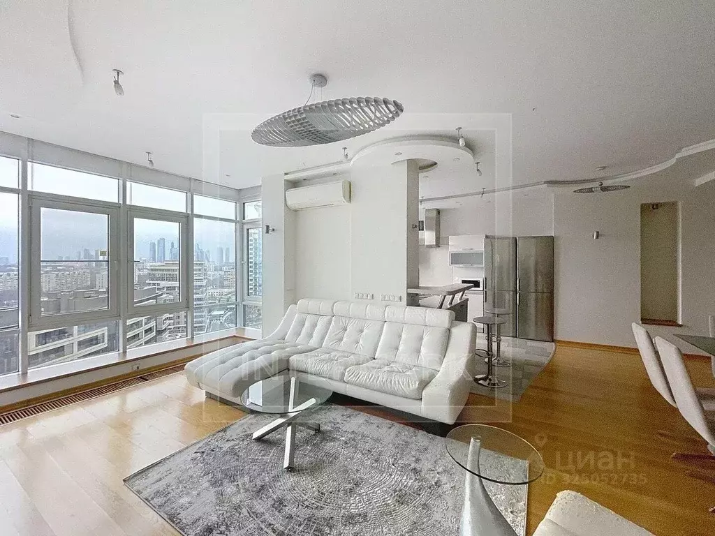 5-к кв. Москва Мосфильмовская ул., 70к3 (190.0 м) - Фото 1