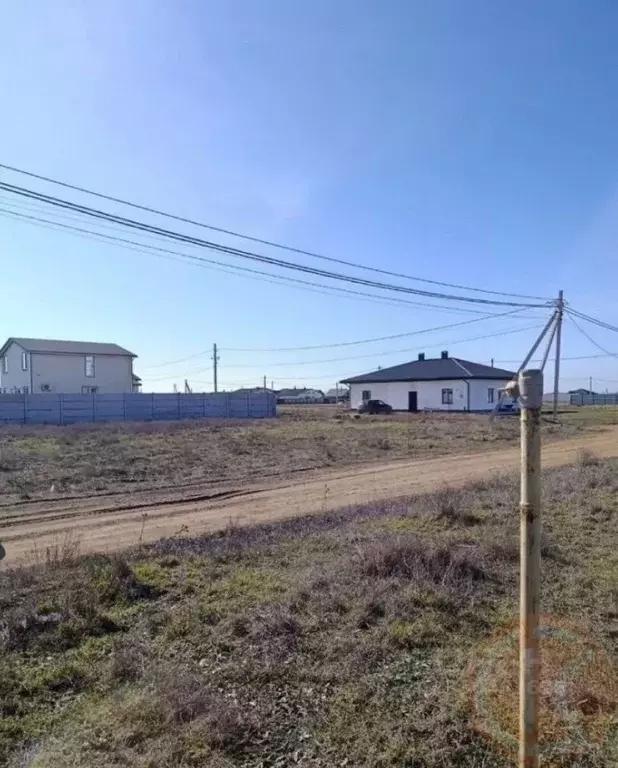 Участок в Крым, Сакский район, с. Уютное ул. Школьная, 5 (6.0 сот.) - Фото 2