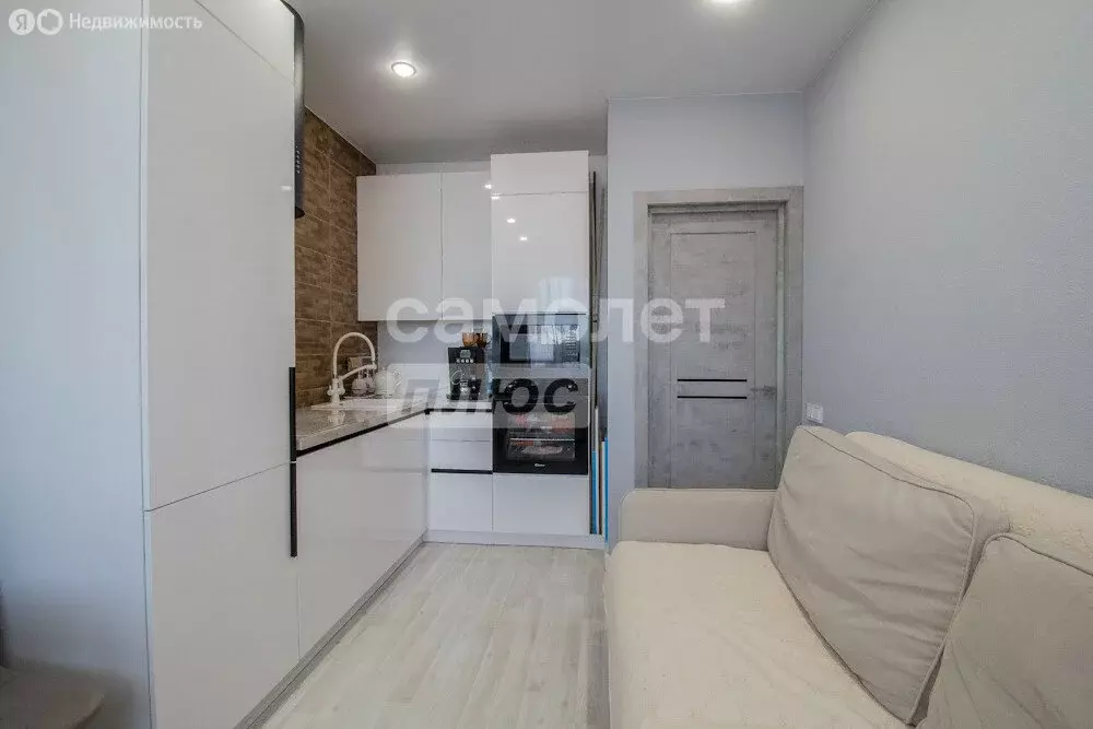 2-комнатная квартира: Владивосток, 71-й микрорайон, улица Ватутина, 4Ж ... - Фото 2