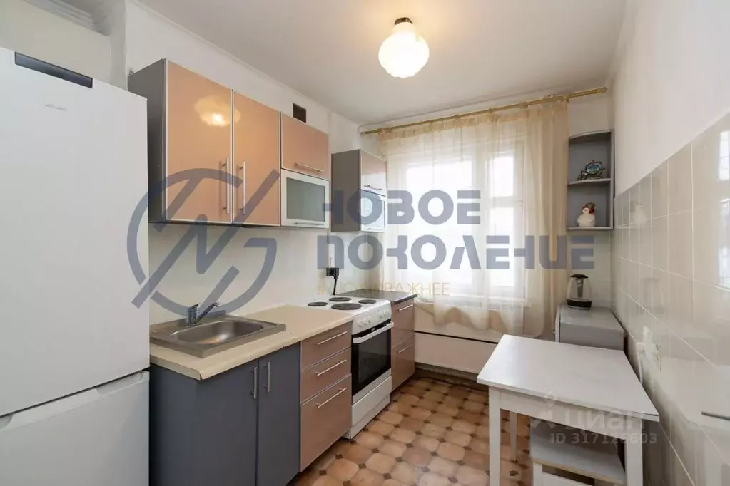 2-к кв. Омская область, Омск наб. Тухачевского, 20 (48.0 м) - Фото 0
