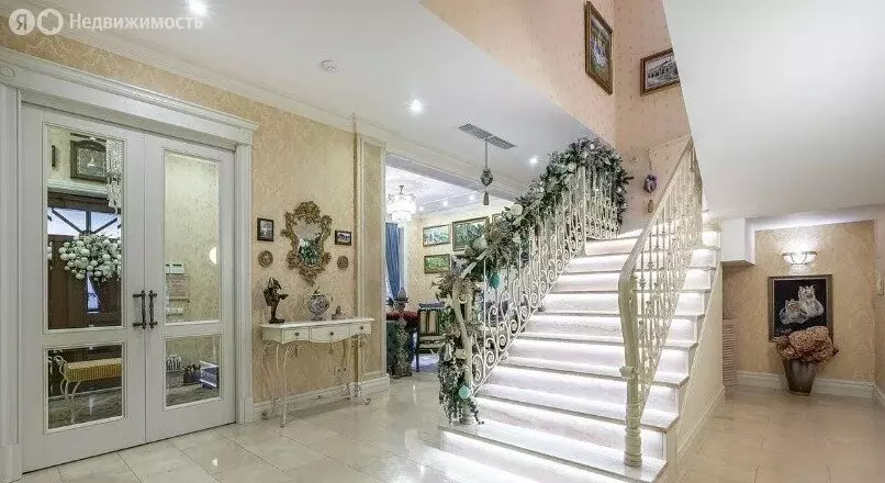 Дом в Одинцово, Озёрная улица, 92 (370 м) - Фото 1