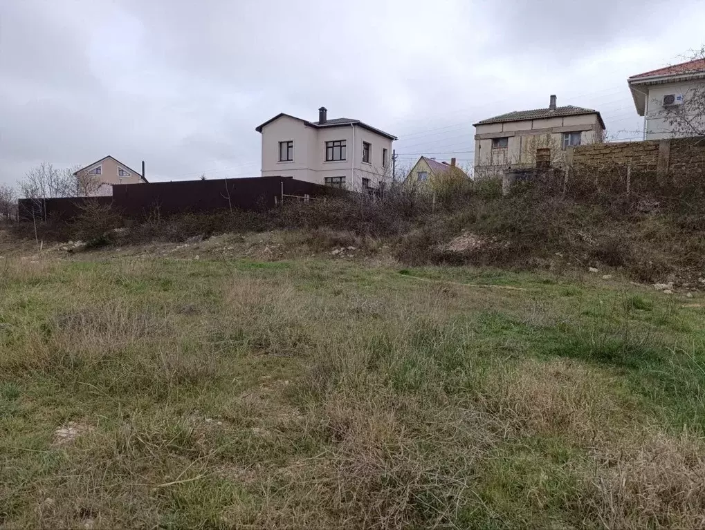 Участок в Севастополь ТСН СНТ Биолог тер., 74 (9.0 сот.) - Фото 0