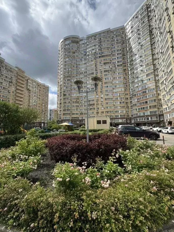 4-к кв. Москва ул. Покрышкина, 8 (120.0 м) - Фото 0