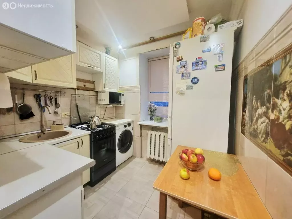 3-комнатная квартира: Никольское, Школьная улица, 9 (56 м) - Фото 1