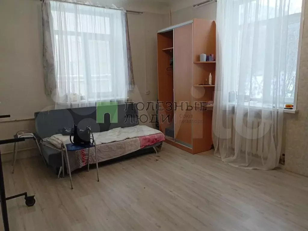Комната 20 м в 3-к., 2/3 эт. - Фото 0