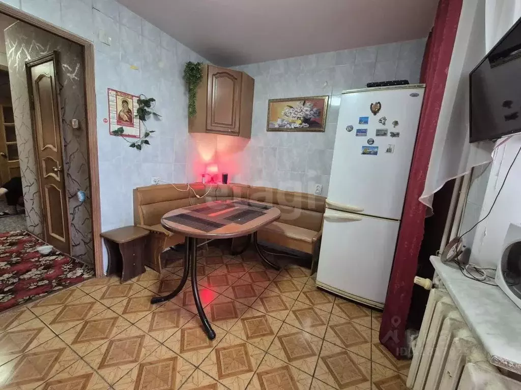 3-к кв. Краснодарский край, Ейск ул. Калинина (67.2 м) - Фото 0