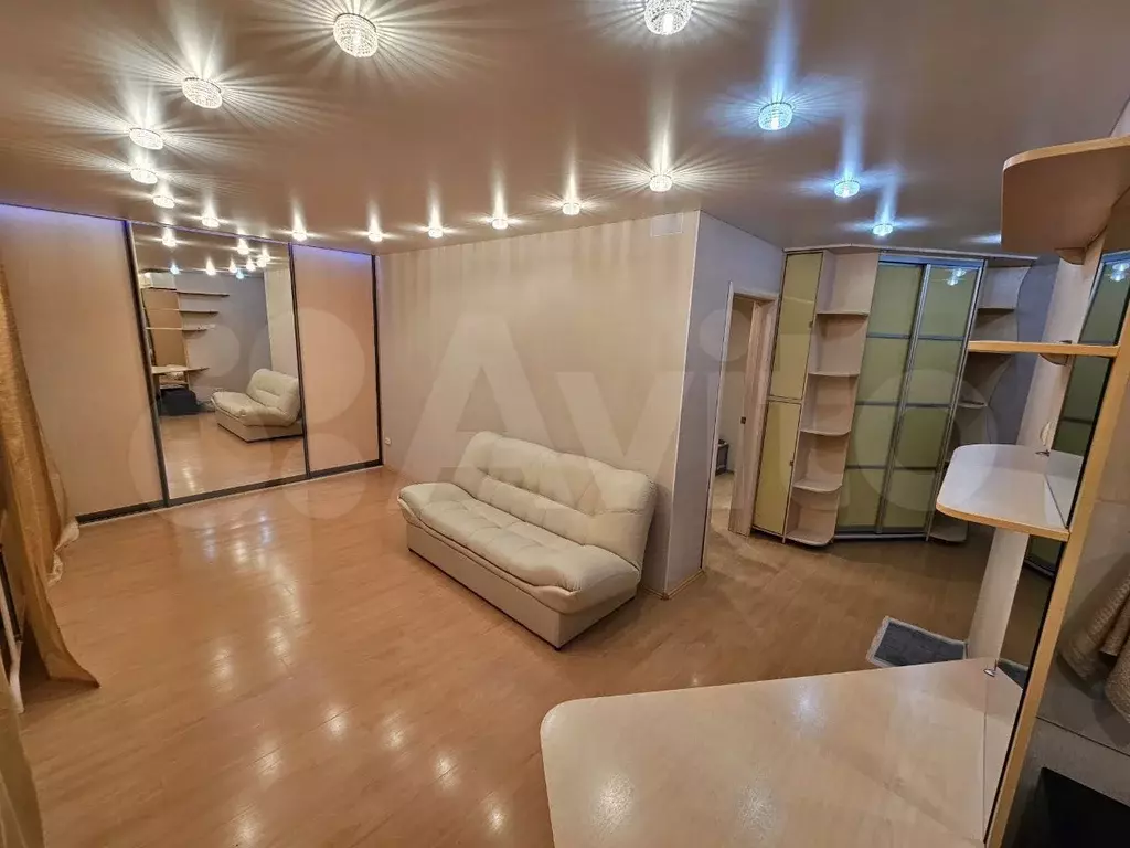 2-к. квартира, 48 м, 7/10 эт. - Фото 0