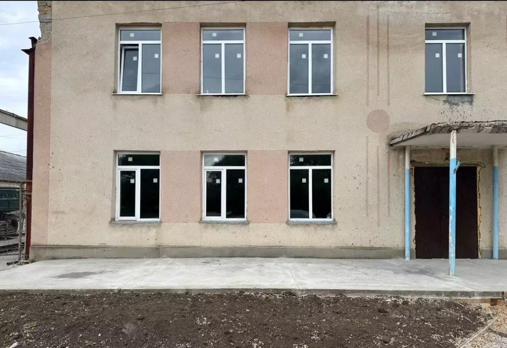 Помещение свободного назначения в Крым, Красногвардейский район, с. ... - Фото 1