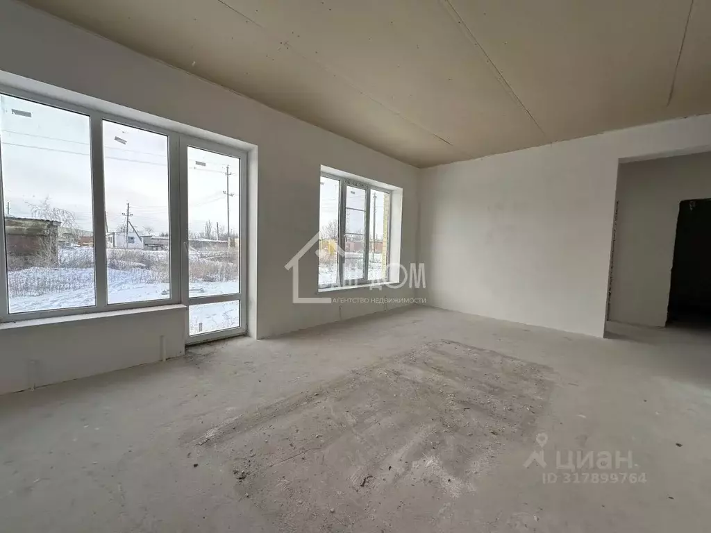 Дом в Астраханская область, Ахтубинск Каспийская ул., 3 (144 м) - Фото 1