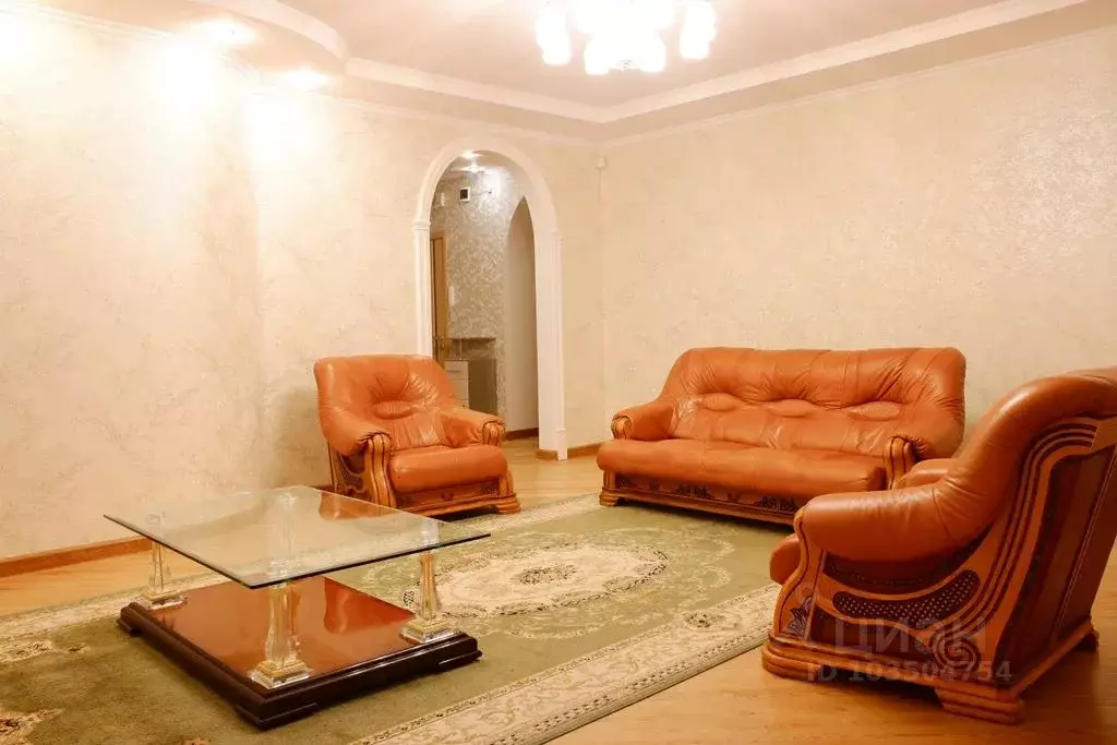 3-к кв. Ставропольский край, Кисловодск Набережная ул., 73 (102.0 м) - Фото 0
